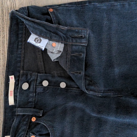 Levi's Wedgie jeans, black denim, straight leg, high rise, Size 28 - Picture 4 of 8